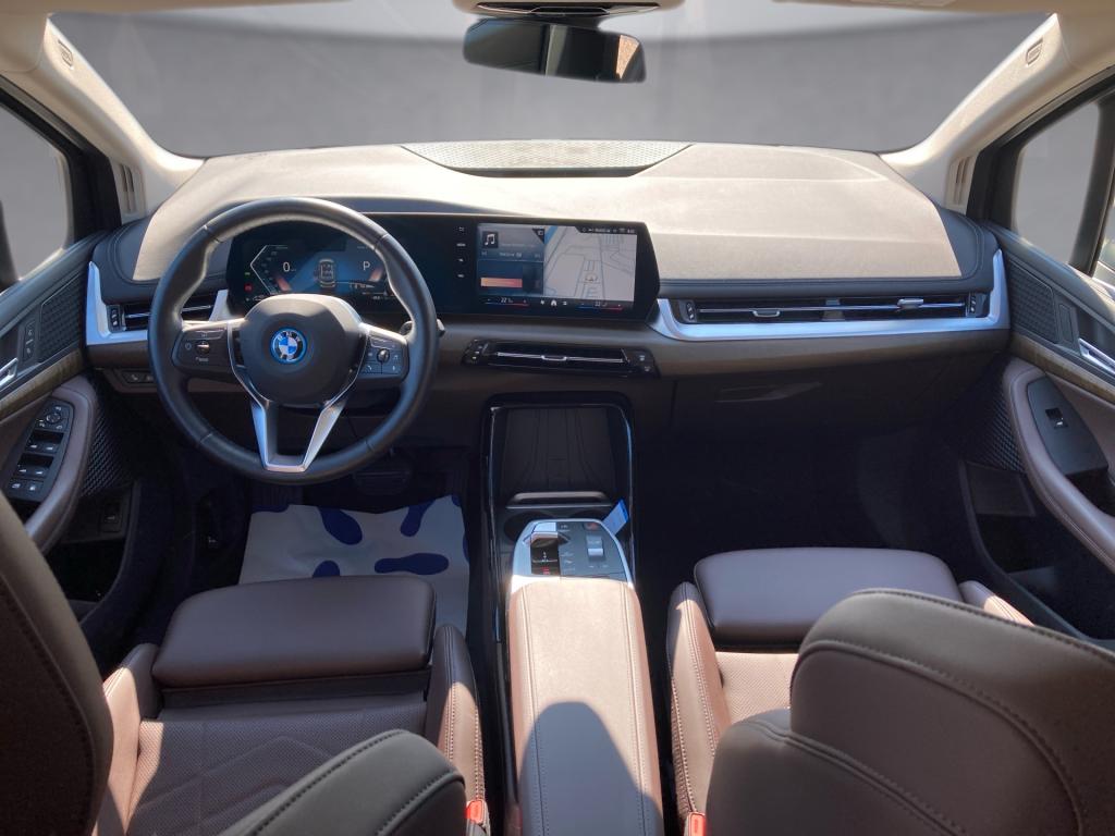 Bild 8: BMW 225e xDrive A.T. U06 PHEV