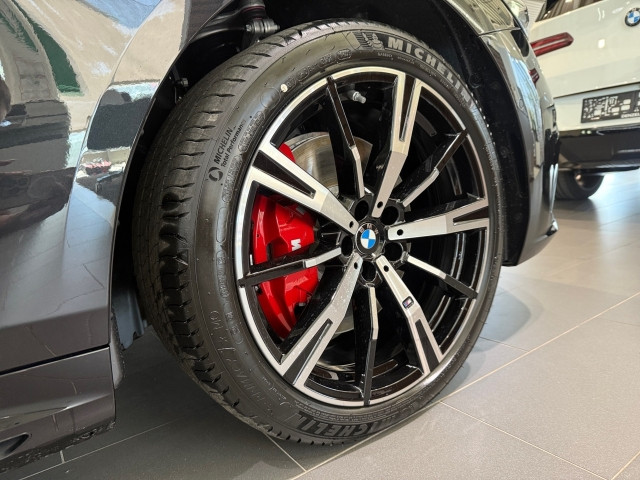 Bild 4: BMW i5 xDrive40 Touring