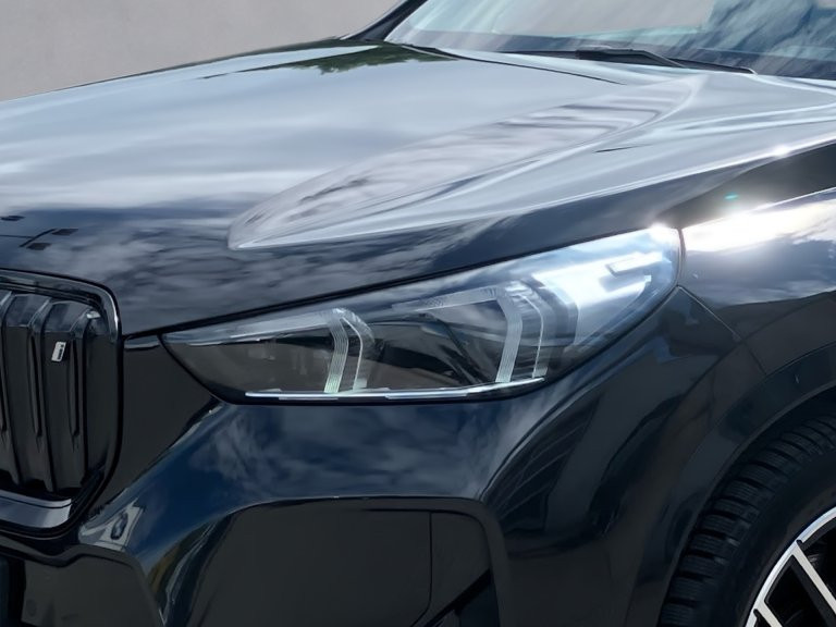 Bild 3: BMW iX1 xDrive30 U11 XE2