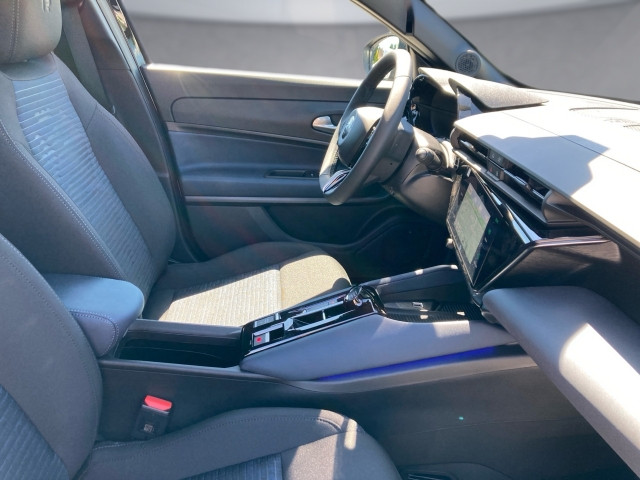 Bild 7: Alfa Junior Ibrida 1.2 Hybrid eDCT6