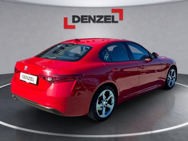 Bild 3: Alfa Giulia E6D 2,2 160PS ATX RWD Super