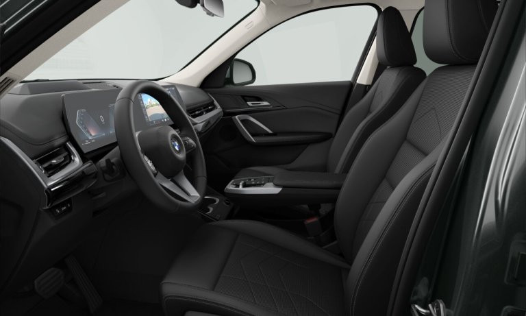 Bild 3: BMW X1 sDrive20d U11