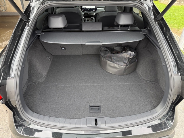 Bild 12: Lexus RX 450h+ F Sport Design +  Panorama Glasdach