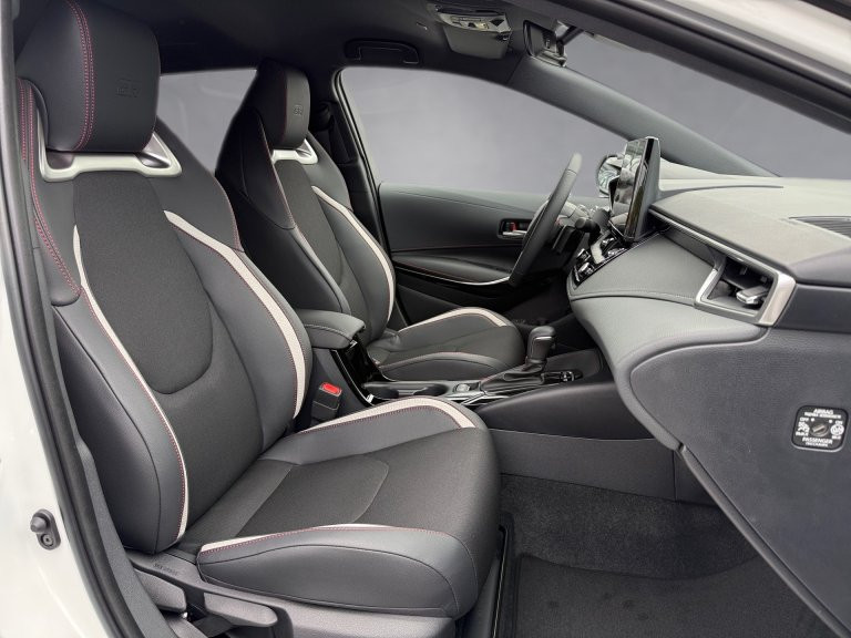 Bild 10: Toyota Corolla HB/TS Touring Sports GR Sport 2,0-l-Hybrid