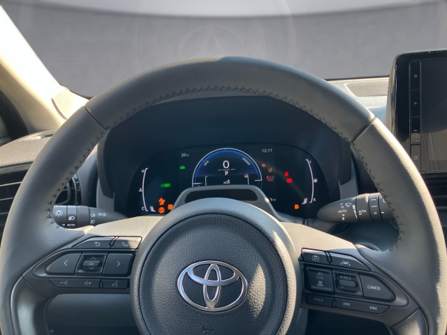 Bild 9: Toyota Yaris 5-Türer Teamplayer 1,5L Hybrid,  Syst. 85kW