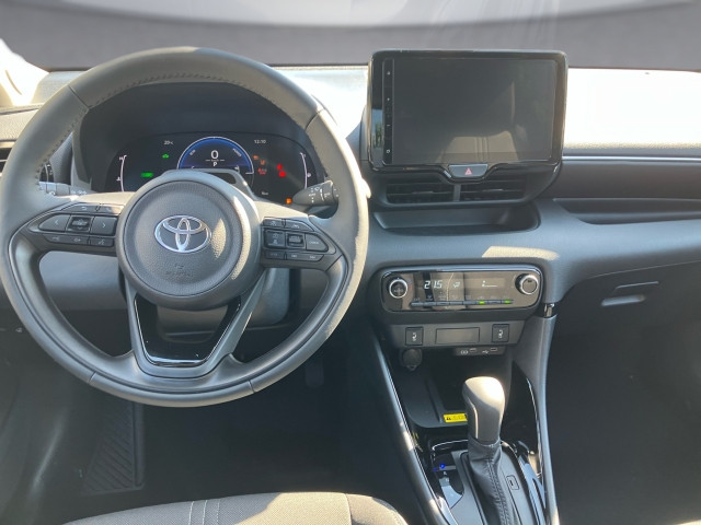 Bild 8: Toyota Yaris 5-Türer Teamplayer 1,5L Hybrid,  Syst. 85kW