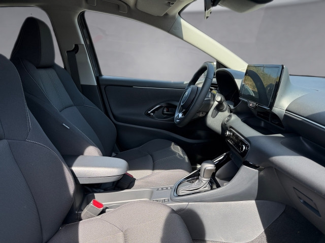 Bild 10: Toyota Yaris 5-Türer Teamplayer 1,5L Hybrid,  Syst. 85kW