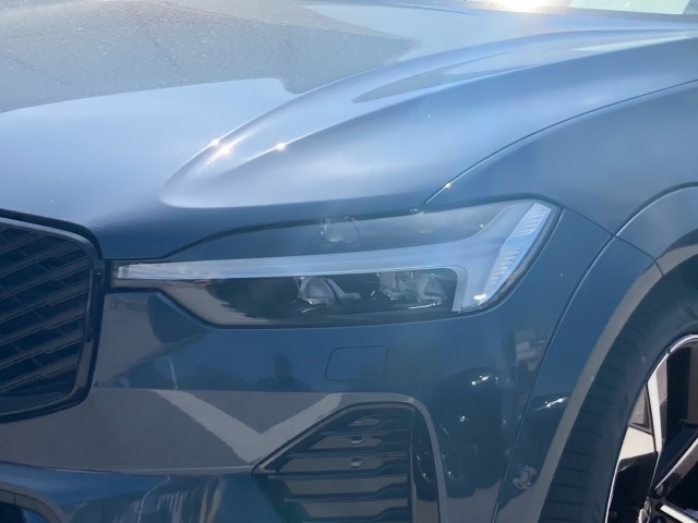 Bild 4: VOLVO PKW XC60 Ultra, T6 eAWD Plug-in Hybrid, Elektrisch/Benzin, Dark