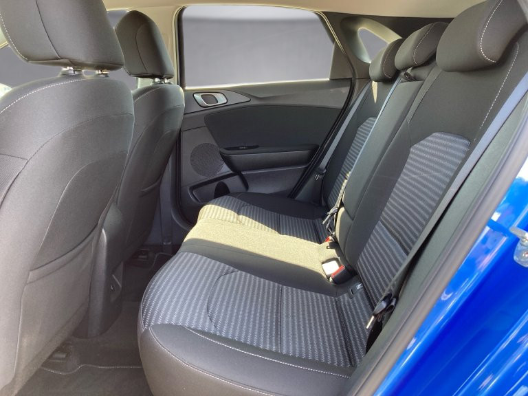 Bild 11: Kia CEED/SILBER/UVO/1.5/TGDI/MT6/160