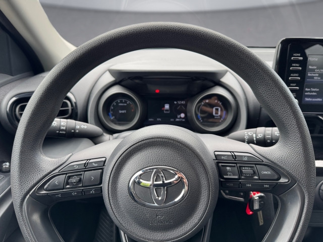 Bild 9: Toyota Yaris Cross 1,5 Benzin 4x2 City