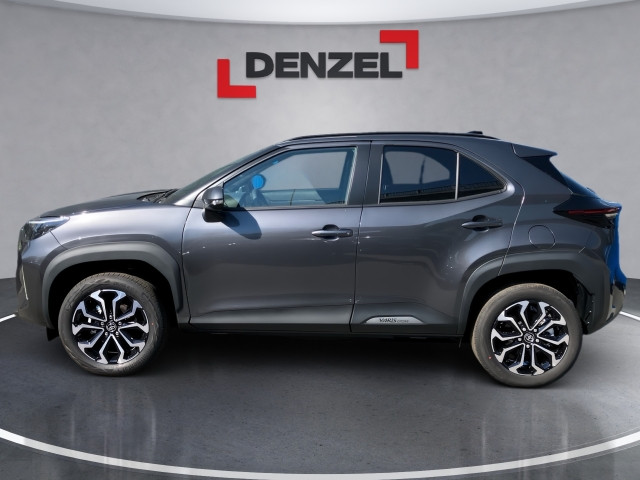 Bild 1: Toyota Yaris Cross - 1,5 l 4x4 HY  Active Drive