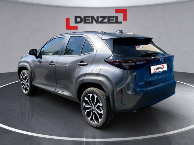 Bild 2: Toyota Yaris Cross - 1,5 l 4x4 HY  Active Drive