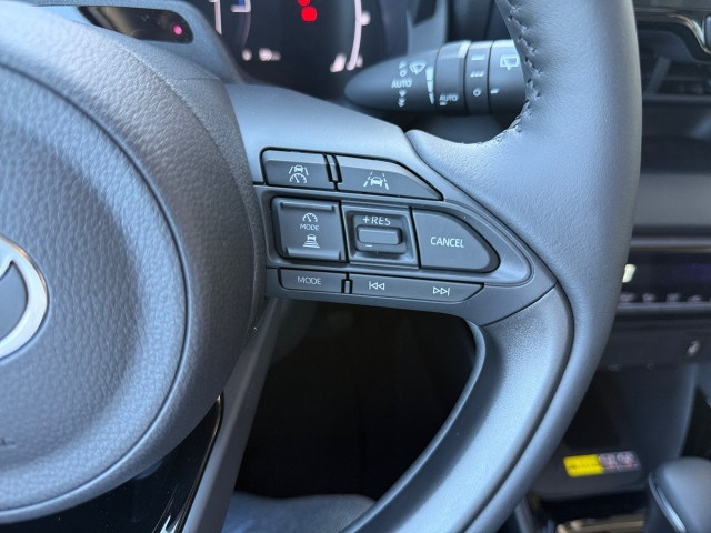 Bild 14: Toyota Yaris 5-Türer Teamplayer 1,5L Hybrid,  Syst. 85kW