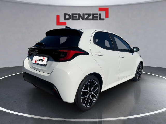 Bild 3: Toyota Yaris 1,5 Hybrid Teamplayer + Technik Paket