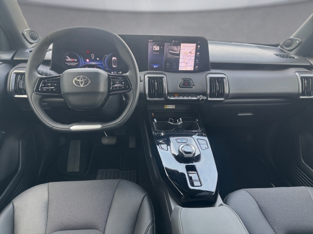 Bild 4: Toyota Urban Cruiser BEV 4x2 Lounge 128 kW