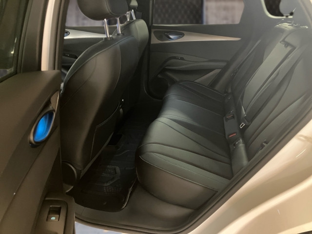 Bild 11: BYD SEAL 6 DM-i Touring Comfort