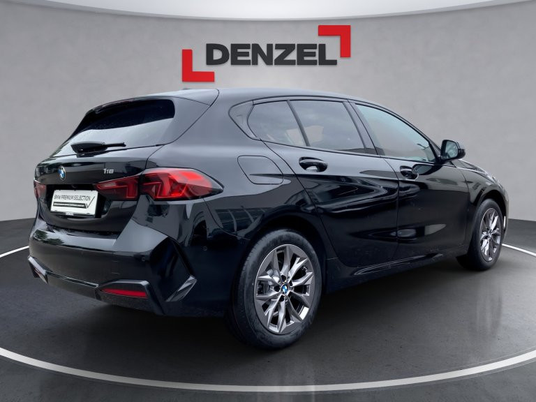 Bild 3: BMW 116 5-Türer F70