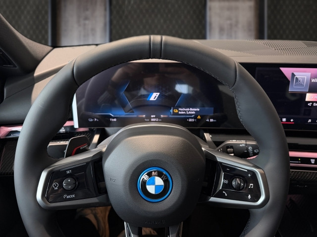 Bild 9: BMW i5 eDrive40 Touring