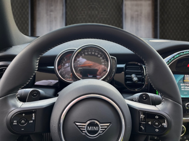 Bild 9: Mini Cooper S Cabrio F57