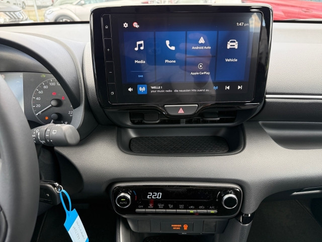 Bild 13: Toyota Yaris - 1,5 l Hybrid  Active