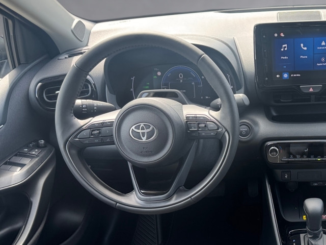 Bild 9: Toyota Yaris 1,5 Hybrid Teamplayer + Technik Paket