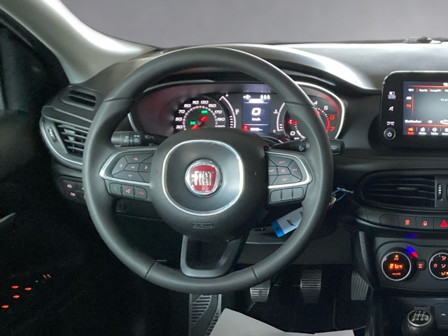Bild 9: Fiat Tipo 1,4 16V E6D 95 Mirror