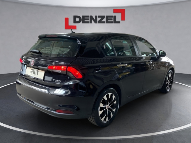 Bild 3: Fiat Tipo 1,4 16V E6D 95 Mirror
