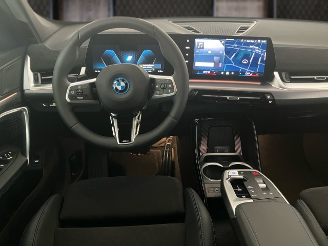 Bild 9: BMW iX1 eDrive20 U11 HB0