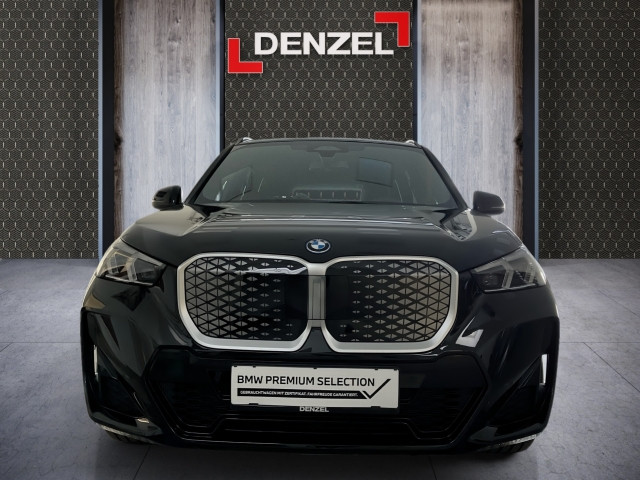 Bild 2: BMW iX1 eDrive20 U11 HB0