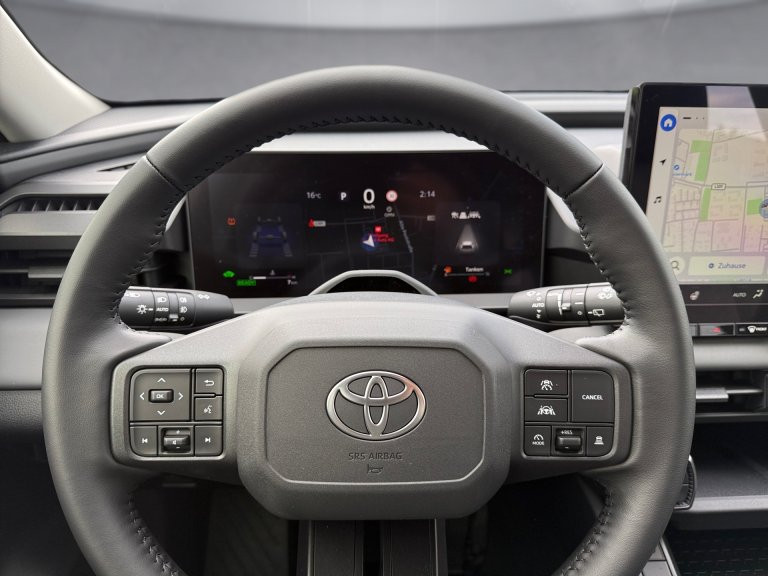 Bild 9: Toyota RAV4 5-Türer Teamplayer 2.5 Hybrid Automatikgetrie