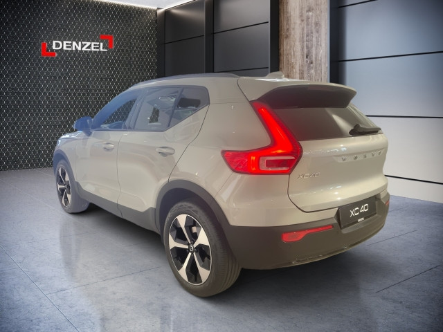 Bild 1: VOLVO PKW XC40 Ultra, B4 Mild Hybrid, Benzin, Dark