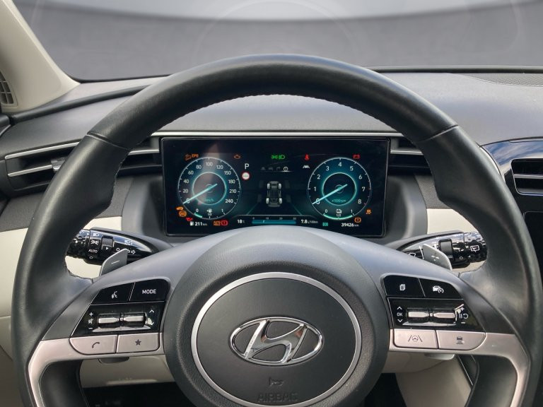Bild 1: Hyundai Tucson 1,6 T-GDi PHEV 4WD AT GLS