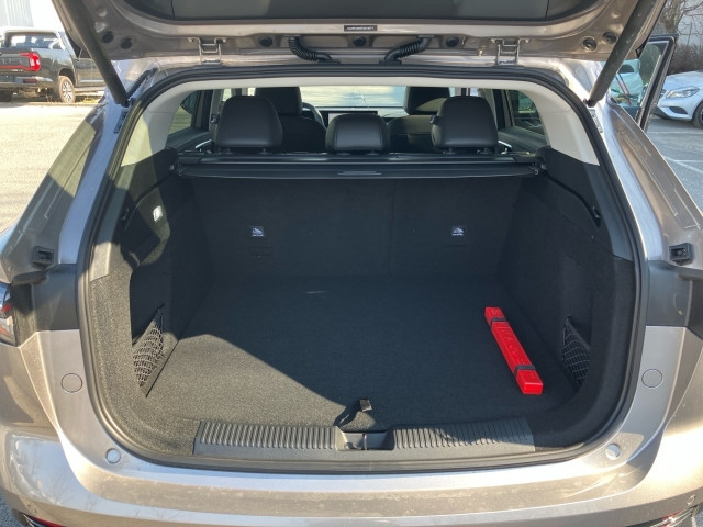 Bild 9: MG HS HEV Luxury 25.5