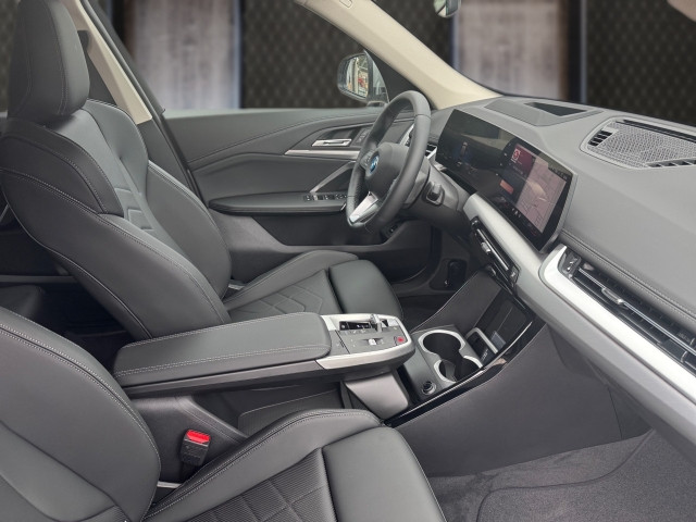 Bild 11: BMW X1 xDrive25e U11 XB2