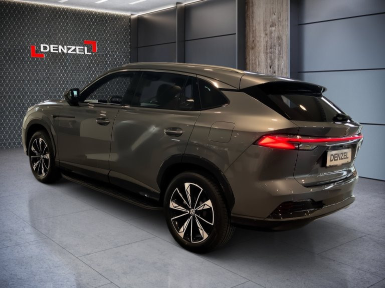 Bild 2: MG HS HEV Luxury Lenkradhzg. 25.5 Österreich Paket
