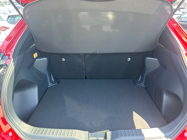 Bild 12: Toyota Yaris Cross SUV, 5-türig Active Drive 1,5 VVT-i Hy