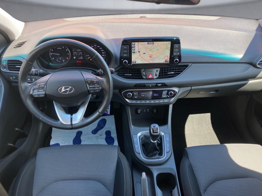 Bild 8: Hyundai i30 CW 1,0 T-GDI Sta