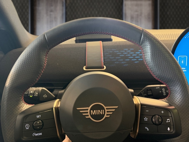 Bild 9: Mini MINI Aceman SE 49,2k