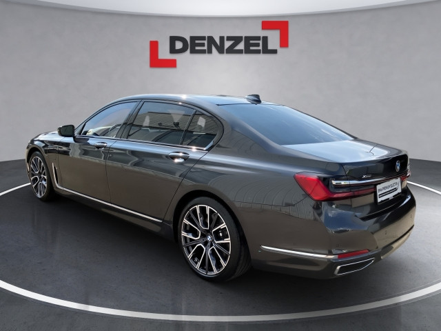 Bild 2: BMW 745Le xDrive G12