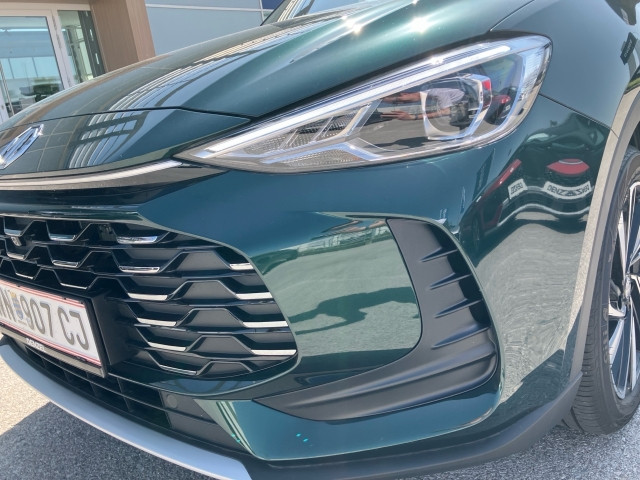 Bild 7: MG ZS HEV Luxury MY26 Österreich Paket