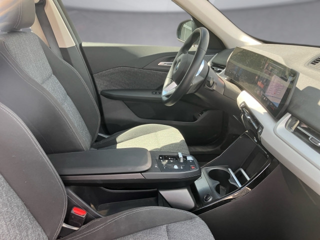Bild 7: BMW X1 sDrive20i U11 B38