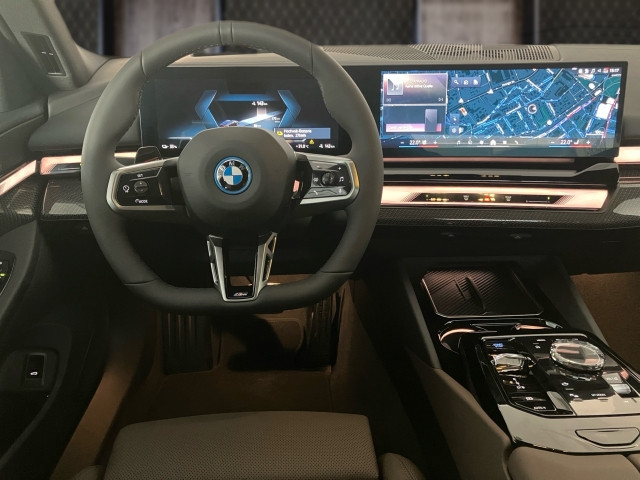 Bild 9: BMW i5 xDrive40 Lim.G60