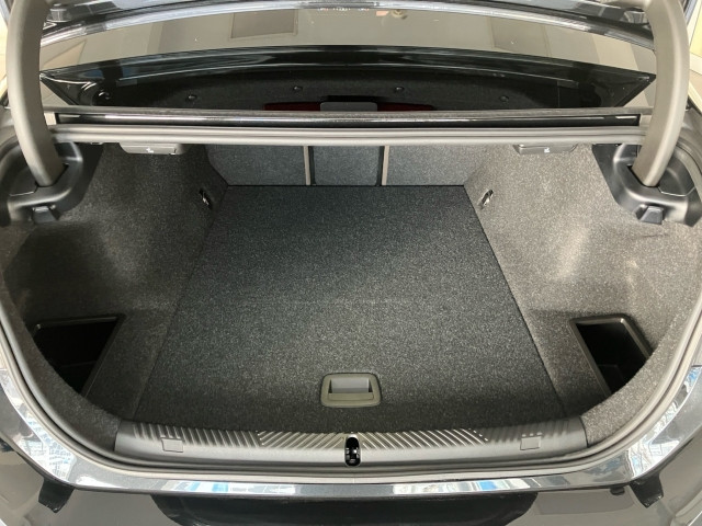 Bild 12: BMW i5 xDrive40 Lim.G60