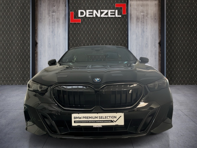 Bild 2: BMW i5 xDrive40 Lim.G60