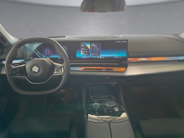 Bild 8: BMW 520d xDrive Limousine G60 B47