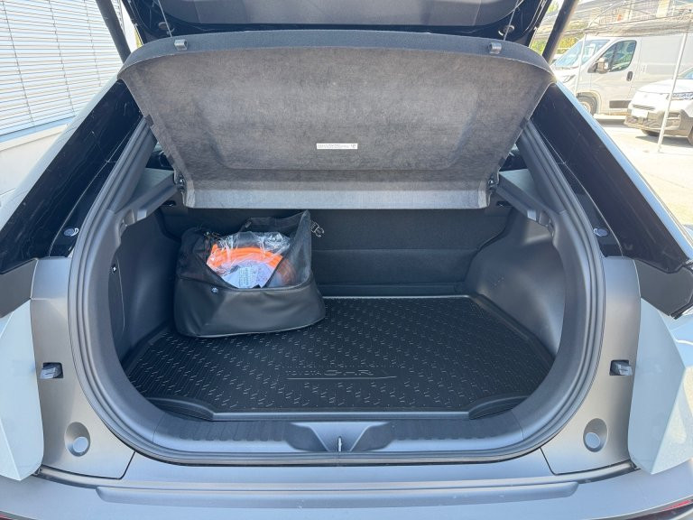 Bild 12: Toyota C-HR+  BEV 2  4x4 Lounge ECV