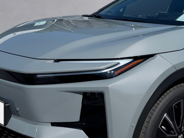 Bild 6: Toyota C-HR+  BEV 2  4x4 Lounge ECV