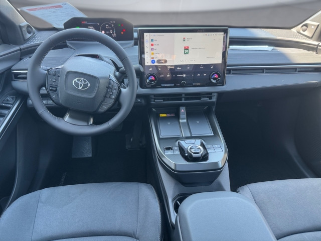 Bild 8: Toyota C-HR+  BEV 2  4x4 Lounge ECV