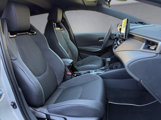 Bild 10: Toyota Corolla HB/TS Touring Sports Lounge 2,0-l-Hybrid S