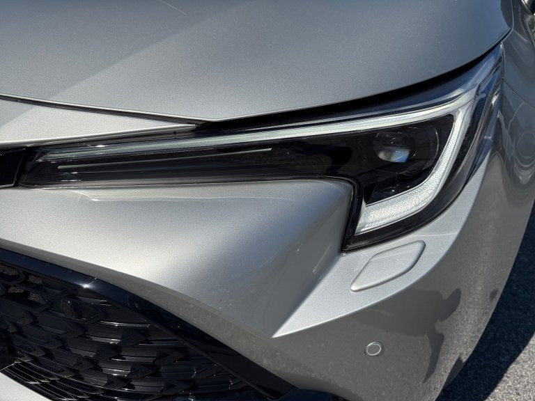 Bild 6: Toyota Corolla HB/TS Touring Sports Lounge 2,0-l-Hybrid S